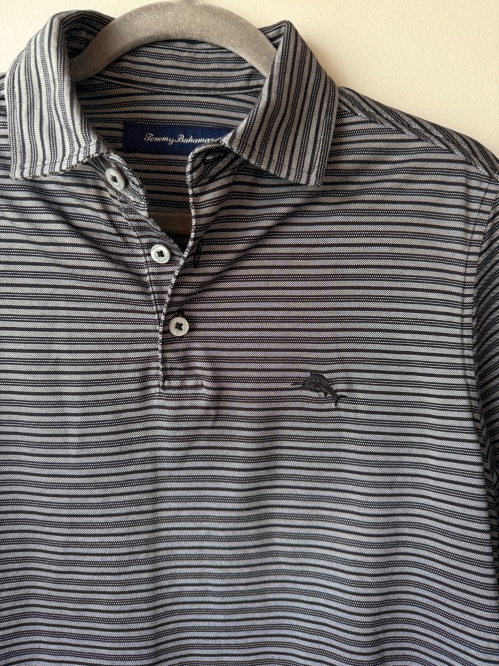 Tommy Bahama Men's Black & Gray Micro-Stripe Polo size s small NWOT